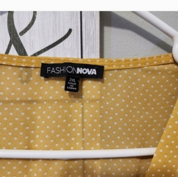 🍂🍁Nwot Fashion nova 2x polka dot blouse - Picture 5 of 5